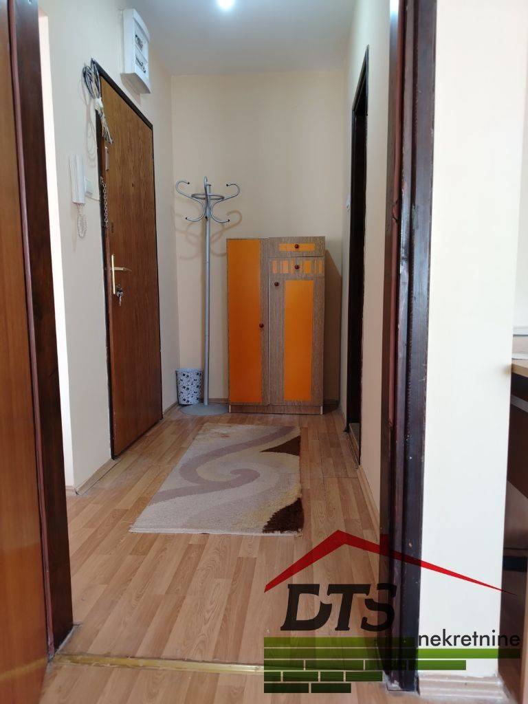 Fotografija stana 9 od 14