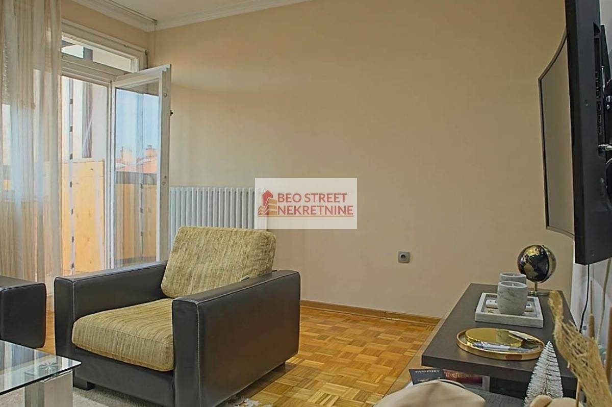 - palilula sf 2633, Bratstva I jedinstva - Prikaz 3