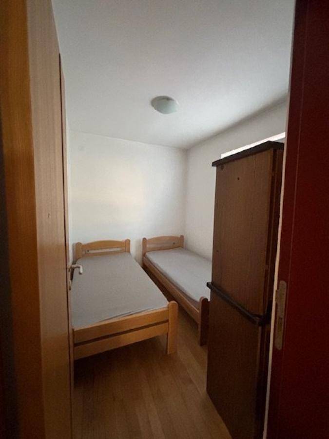 Apartment in Novi Sad, Nova Detelinara, MZ Detelinara - Više