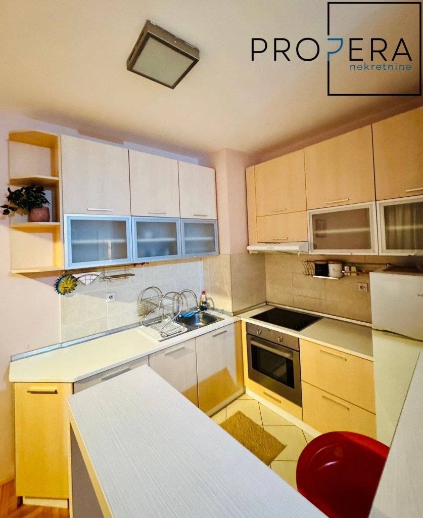 Fotografija stana 7 od 25