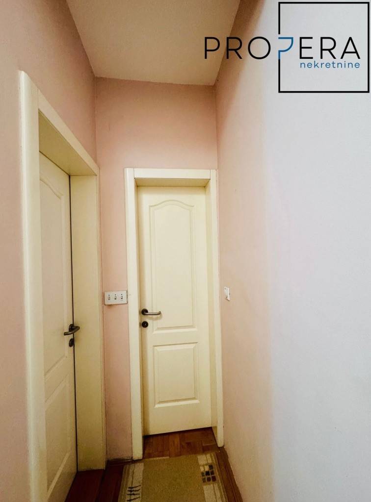 Fotografija stana 16 od 25