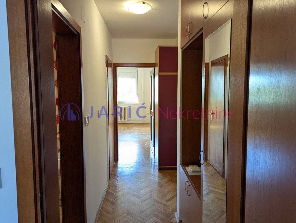 Fotografija stana 11 od 14