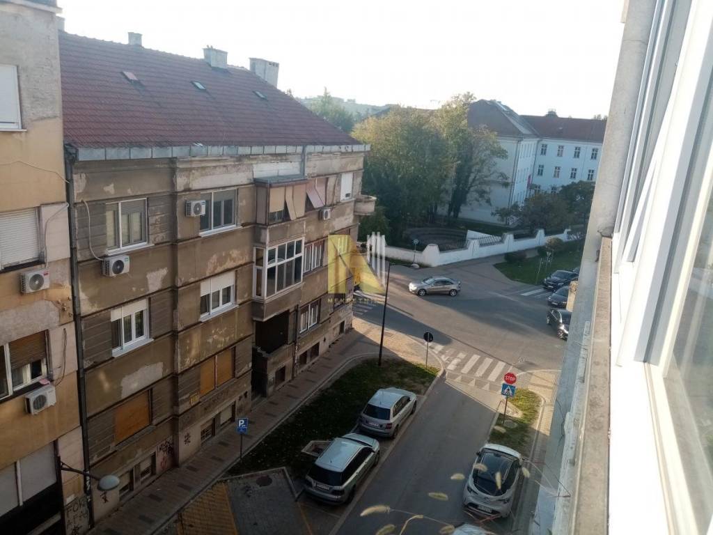 Foto 24