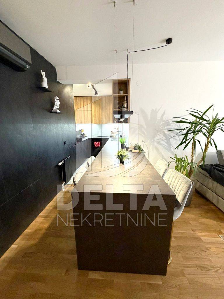 Fotografija stana 6 od 17