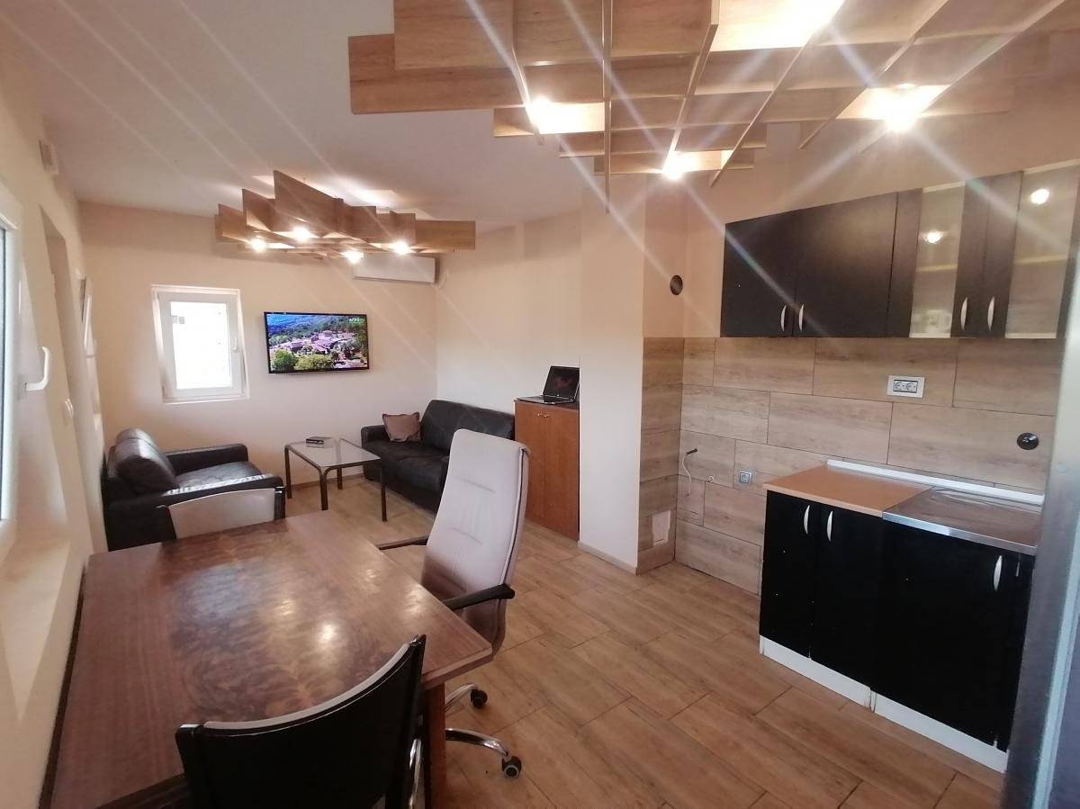 Nova spratna kuća 92m Paragovo, Fruška gora, plac 507m useljiva - Prikaz 5