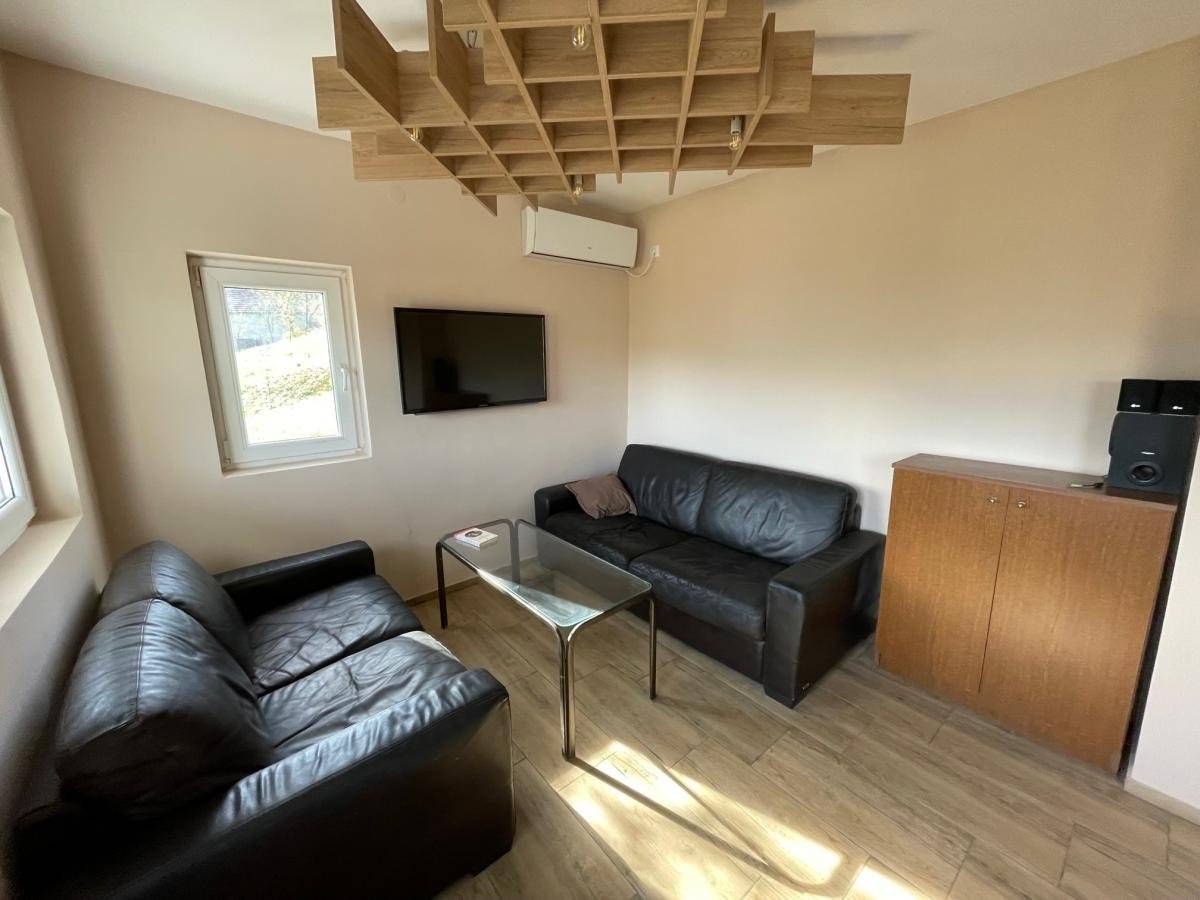 Nova spratna kuća 92m Paragovo, Fruška gora, plac 507m useljiva - Prikaz 6