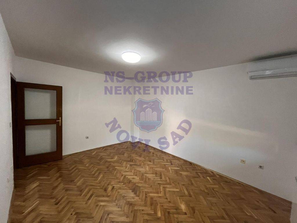 Foto 1