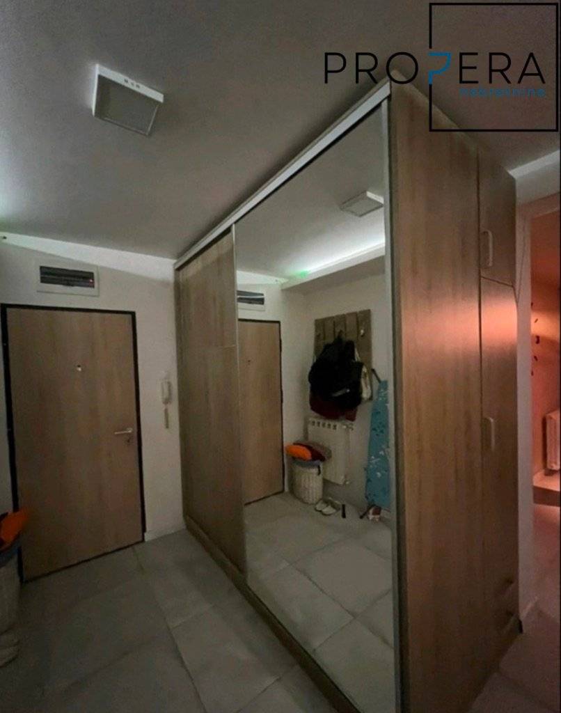 Fotografija stana 6 od 14