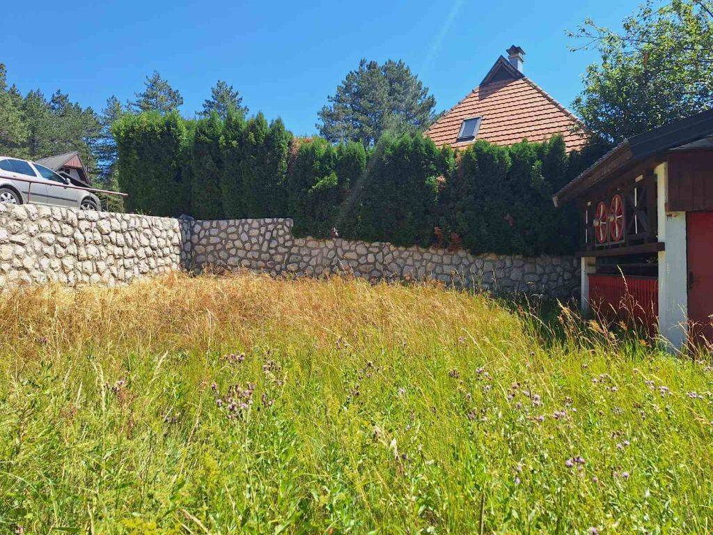 Građevinsko zemljište na prodaju, Andrije Jevremovića, 360.000, 6.0a - Prikaz 2
