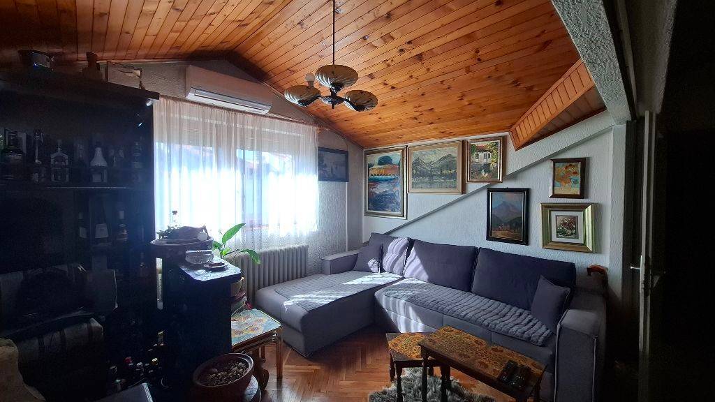Mirijevo, kod pijace i OŠ Pavle Savić, komforan porodični stan, cg, lift, uknjižen - Prikaz 5