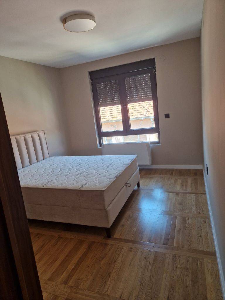 Fotografija stana 12 od 19
