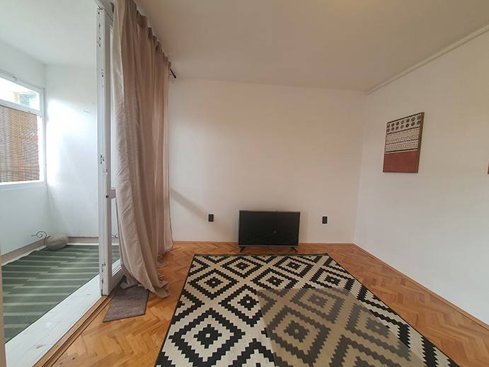 Fotografija stana 1 od 36
