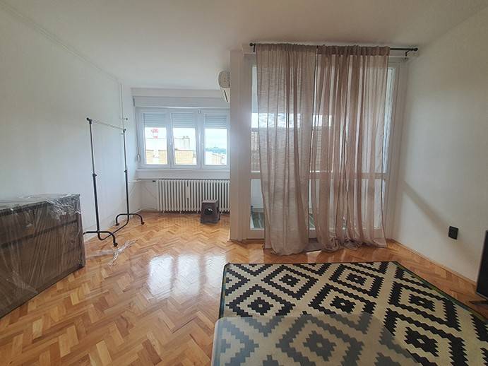 Fotografija stana 9 od 36