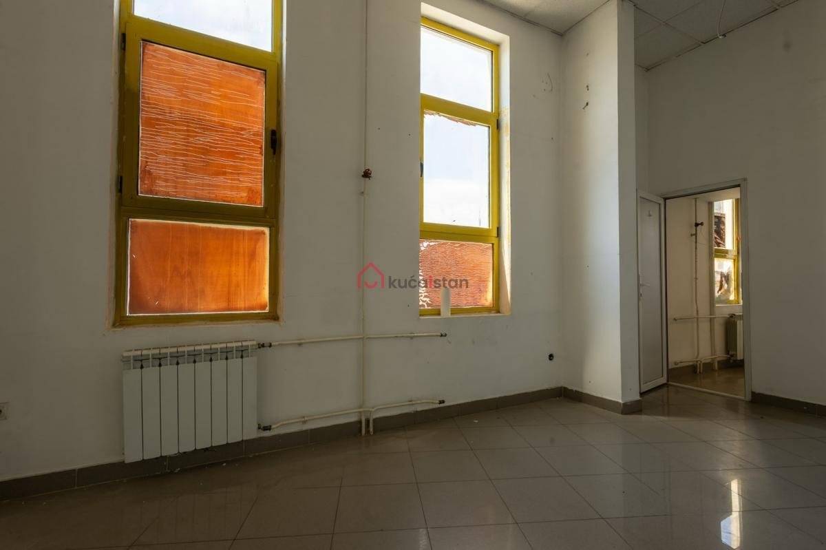 Open space Poslovni prostor na prometnoj lokaciji - Prikaz 3