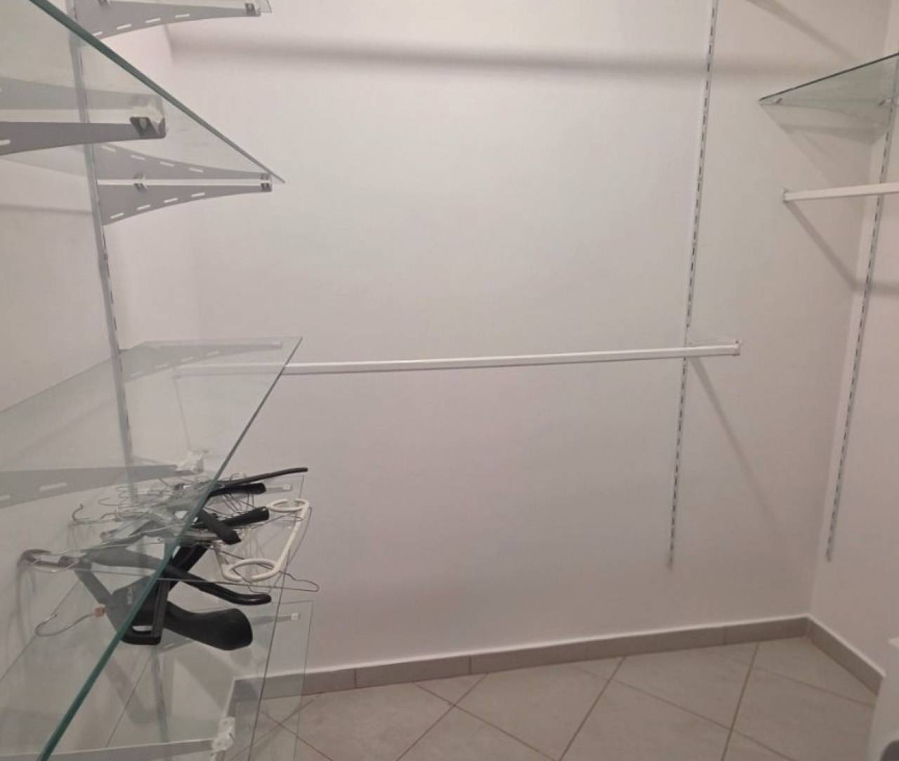 Fotografija stana 3 od 17