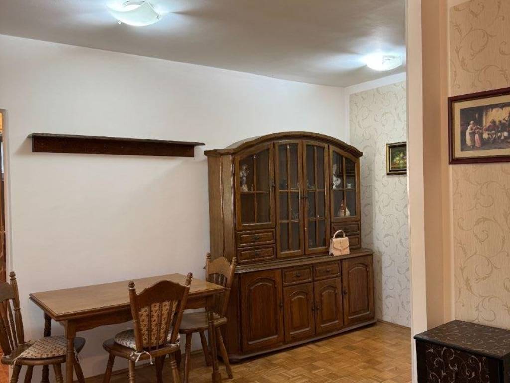 TRPEZARIJA