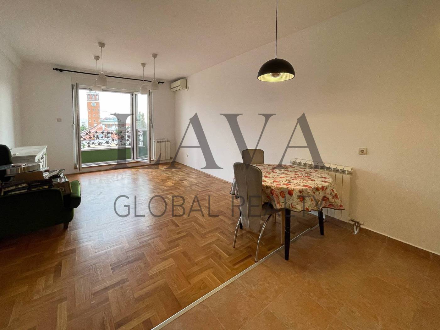 N/A stan za izdavanje — Gvozdićeva 15, Lipov lad, Zvezdara, Beograd, 46 m², 750 €