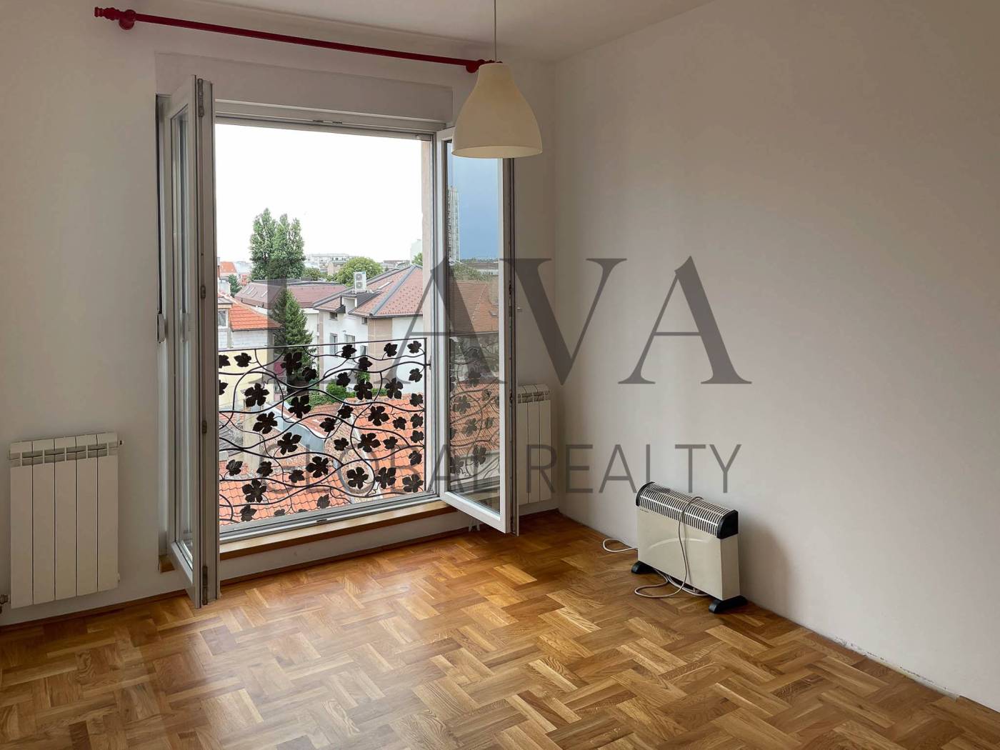 Gvozdićeva 15, Lipov lad, Zvezdara, Beograd - 7