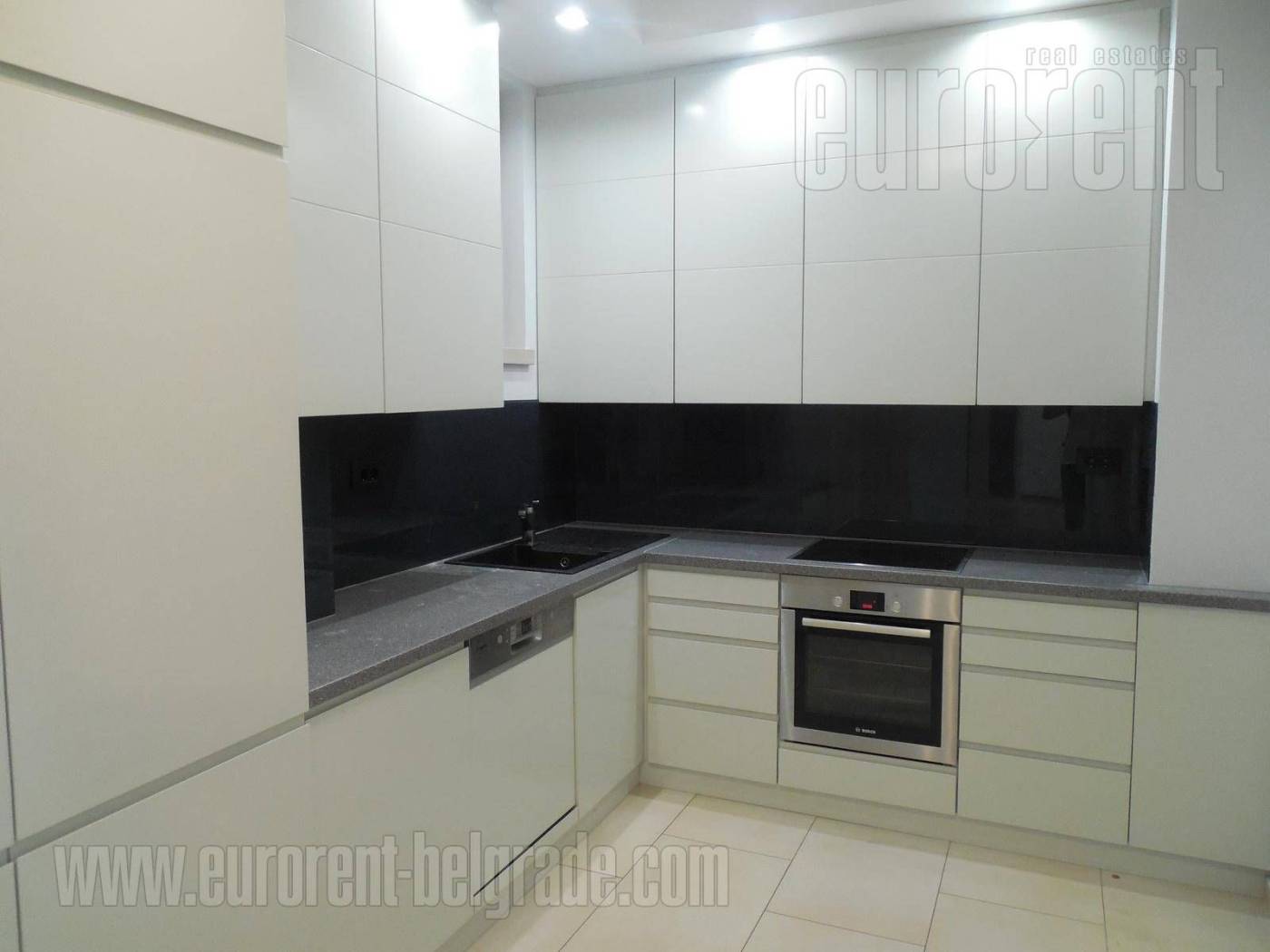 #36637, Izdavanje, Stan, KALENIĆ, 2600 EUR - Prikaz 4