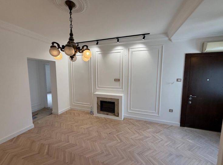 4 stan za izdavanje — Kalenić - Slavija - Cvetni Trg, Vračar, Beograd, 85 m², 1600 €