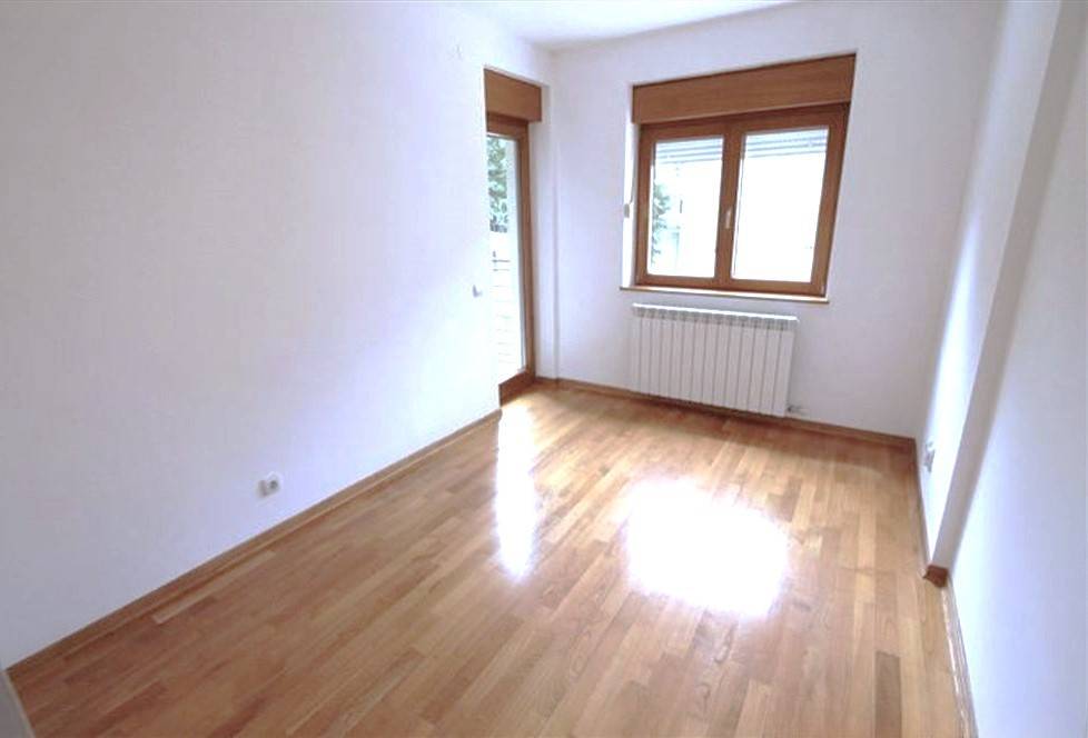Fotografija stana 6 od 15