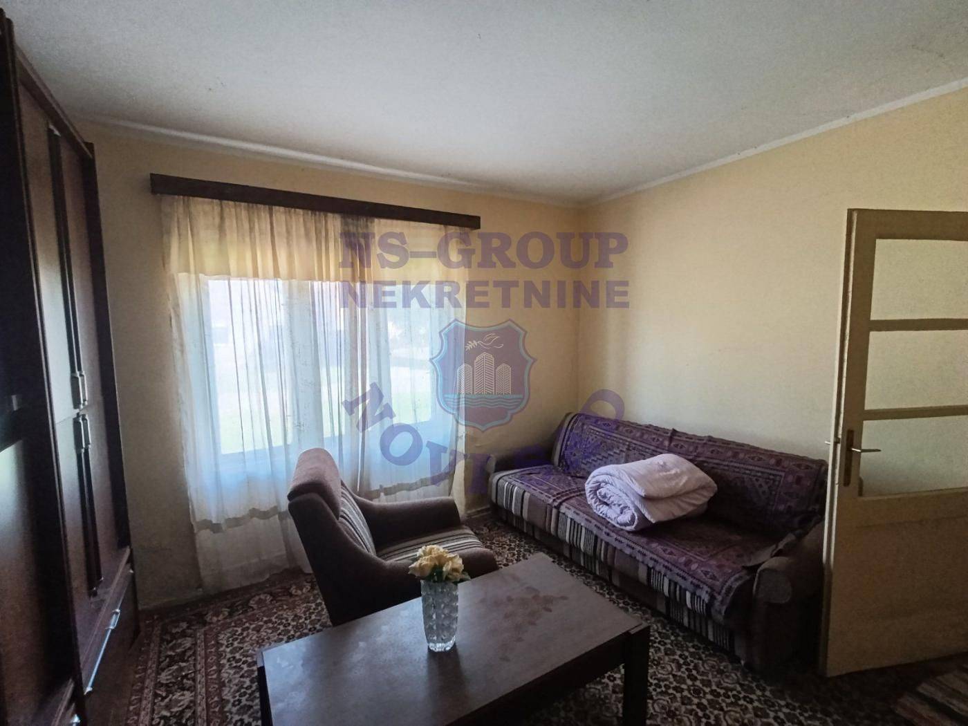 Starija kuća za adaptaciju ili rušenje na dobrom placu - Prikaz 5