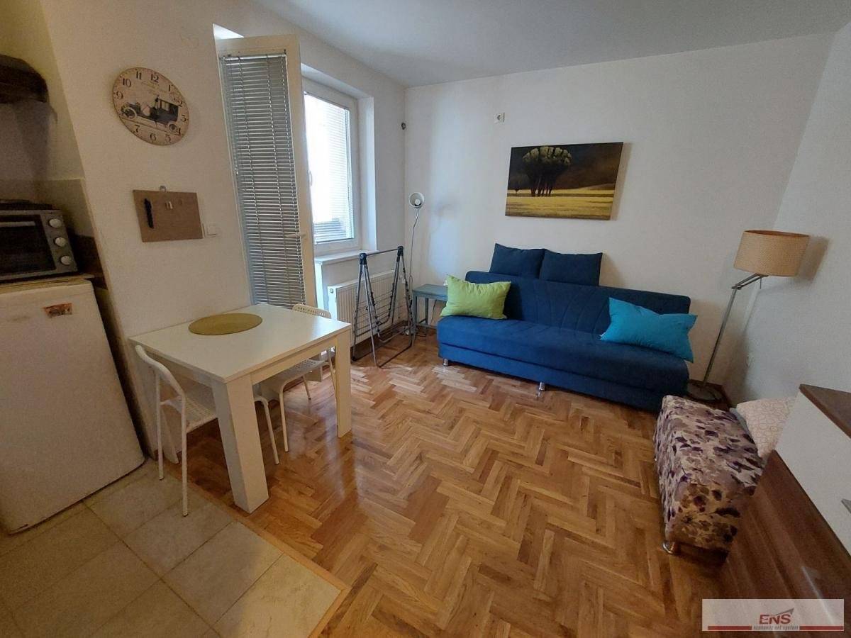 Fotografija stana 1 od 7