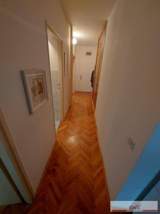 Fotografija stana 16 od 19