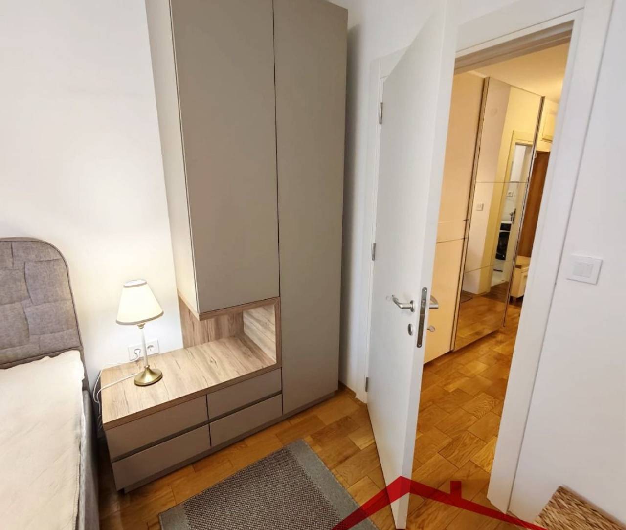 Fotografija stana 20 od 27