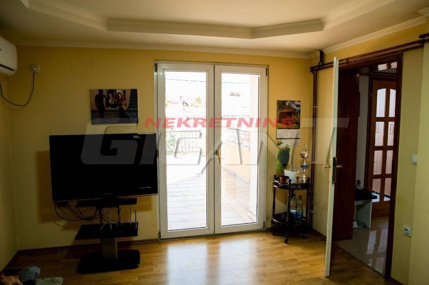 SMEDEREVO, 236M2, PR+2, TA, - Prikaz 4