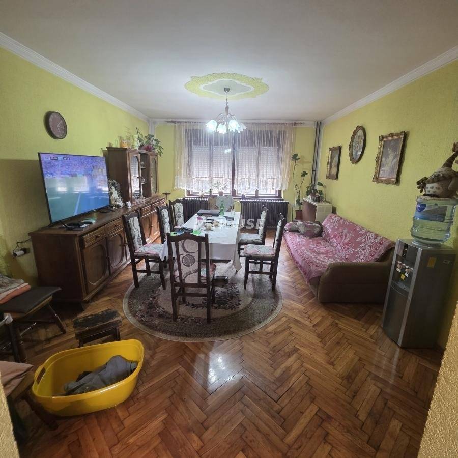 Kuća – Odžaci - Više