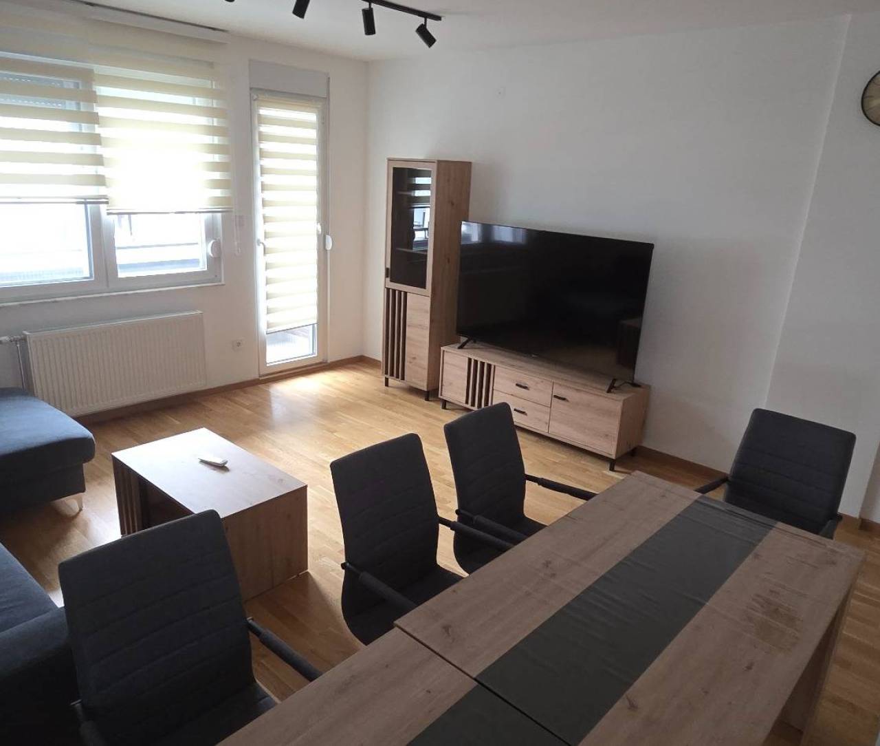 Fotografija stana 25 od 26
