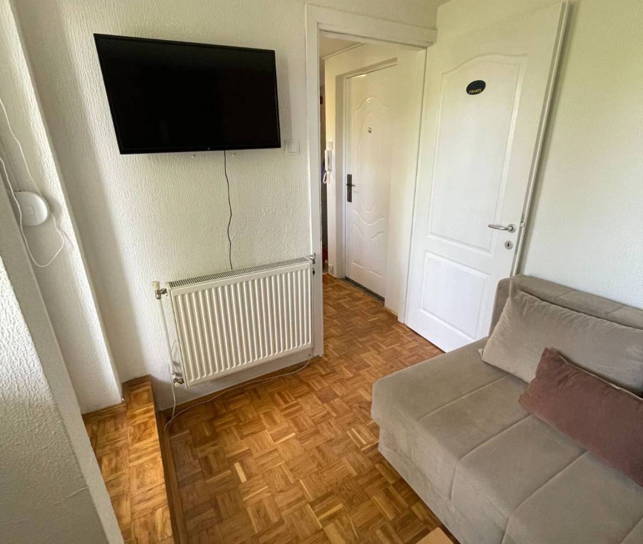 Fotografija stana 8 od 21