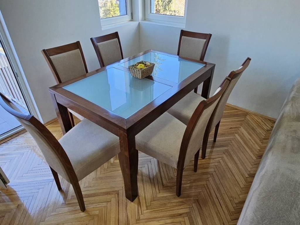 TRPEZARIJA