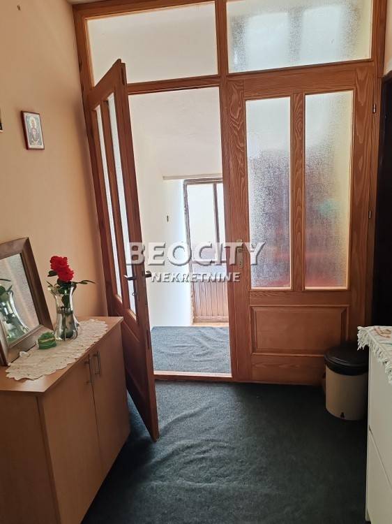Ruma, Centar, , 3.0, 241 m², 90130EUR - Prikaz 2