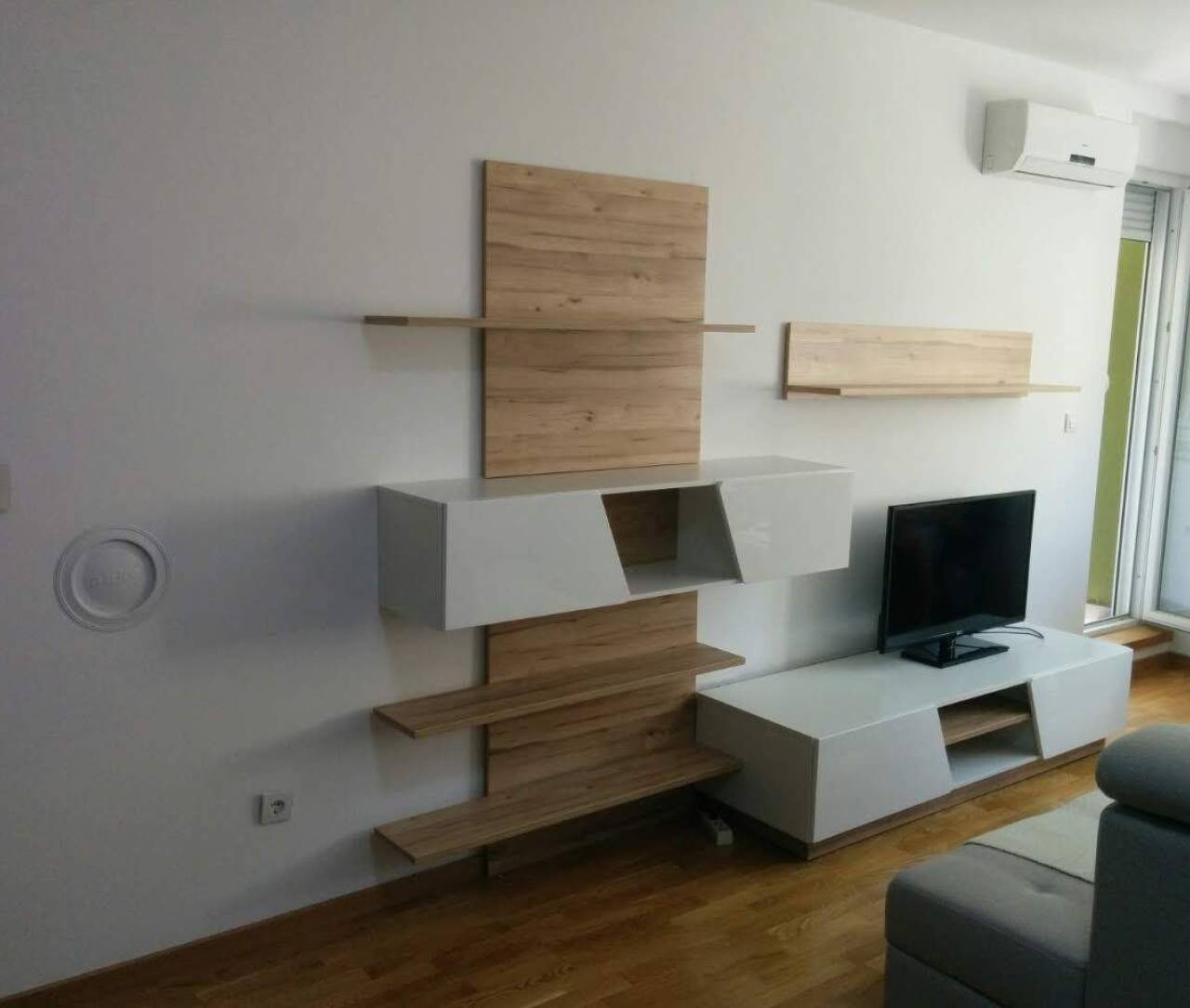 Fotografija stana 3 od 12