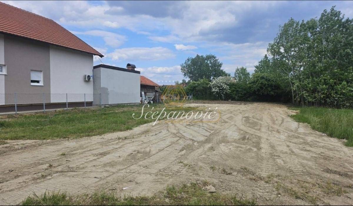 Novi Sad, Veternik, Zemljište, 662ari, 89000 EUR - Prikaz 3