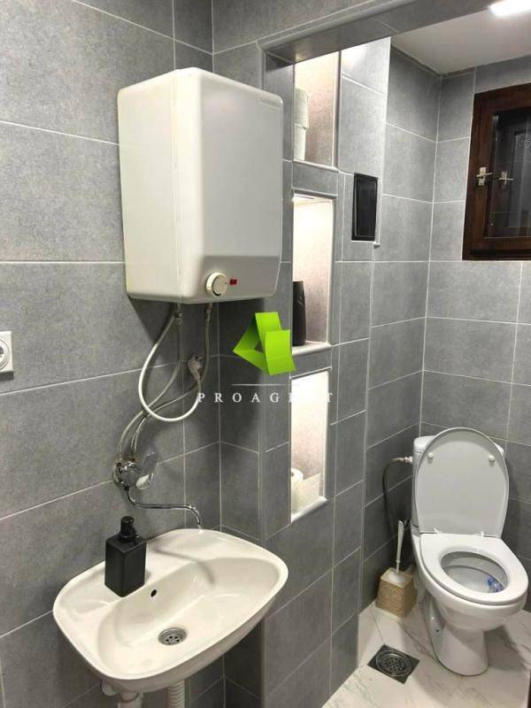 Poslovni prostor u Durlanu ID#8299 - Više