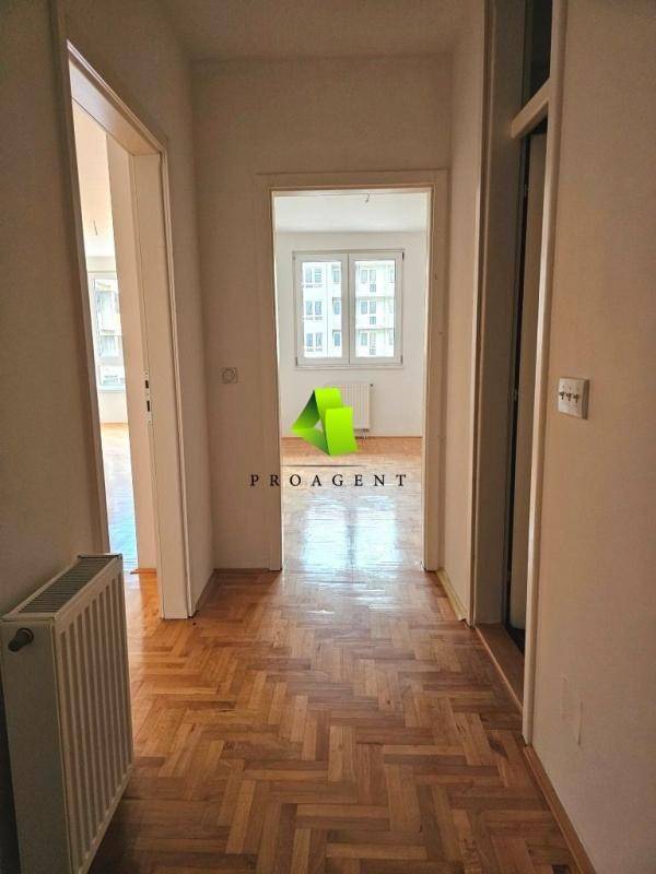Neuseljavan jednoiposoban stan u modernom stambenom kompleksu na atraktivnoj lokaciji na Bulevaru Nemanjića ID#7246 - Prikaz 5