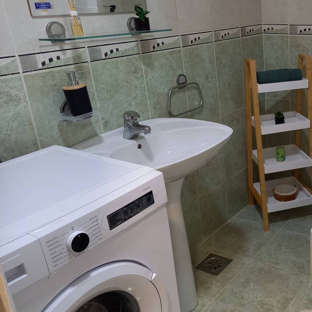 Stan – Novi Sad, Nova Detelinara, MZ Detelinara - Više