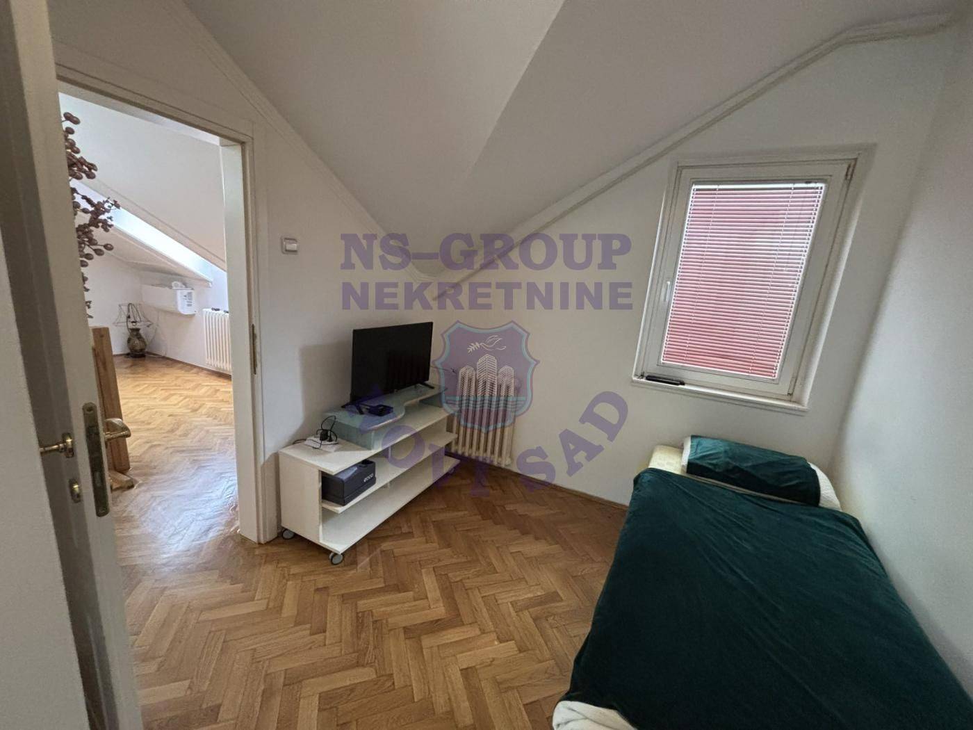 Fenomenalan stan, duplex, na odličnoj lokaciji!! - Više