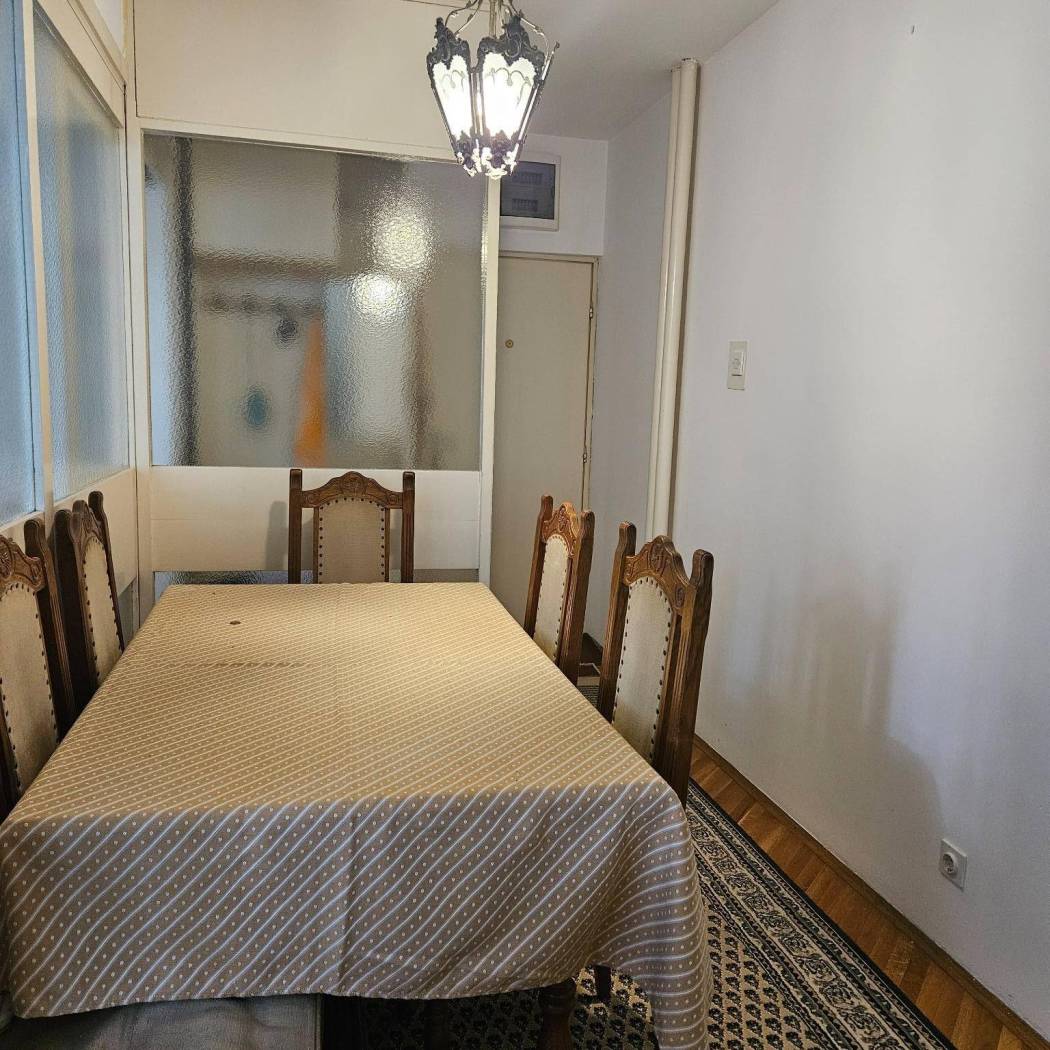 Apartment in Gradska opština Zemun, Sutjeska, Zemun - Prikaz 4