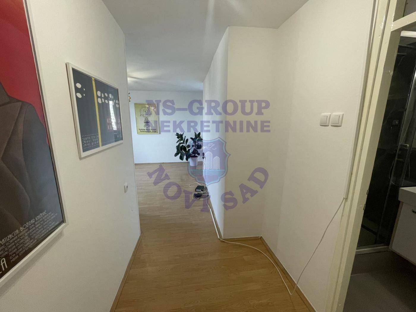 Na prodaju odličan jednosoban stan površine 31 m² - Više