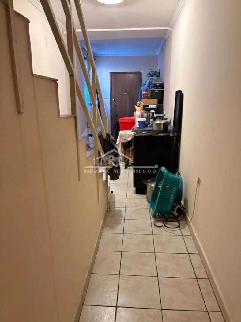 Petlovo brdo, Gočka, 62 m²+25 m², 1 ar dvorišta ID#1640 – pohled 6