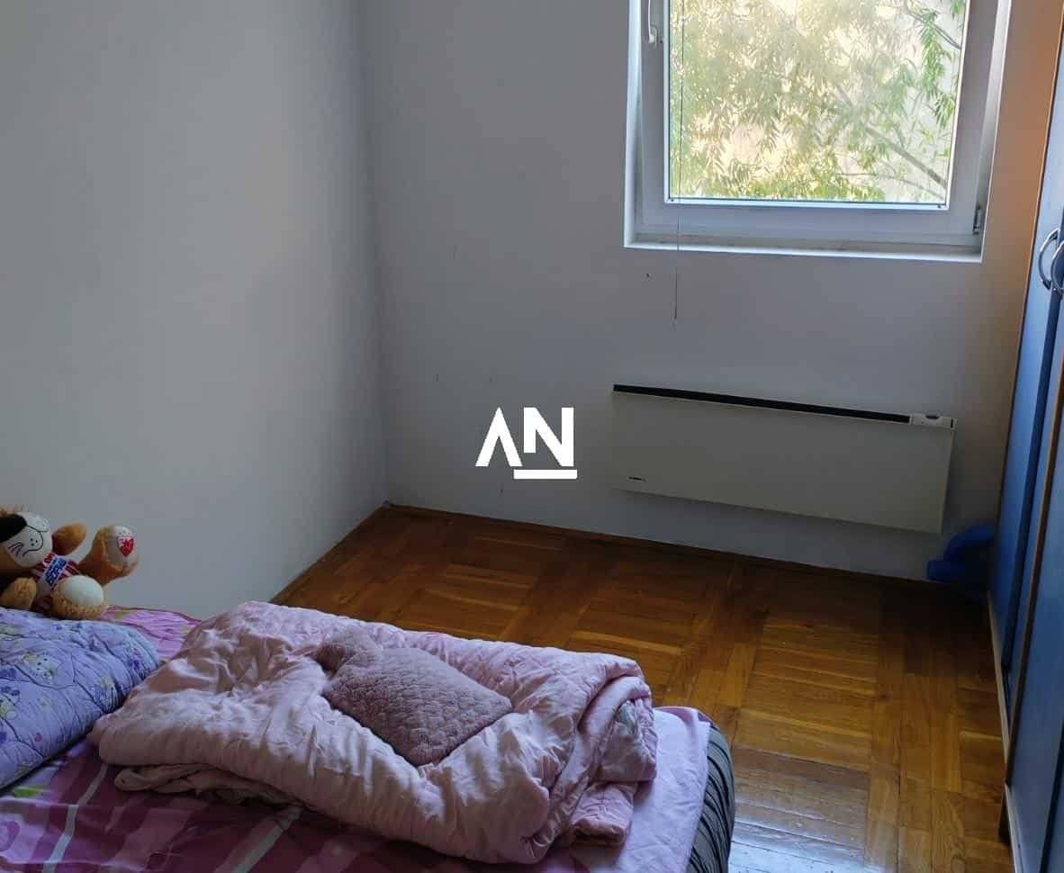 Stan – Beograd - Više