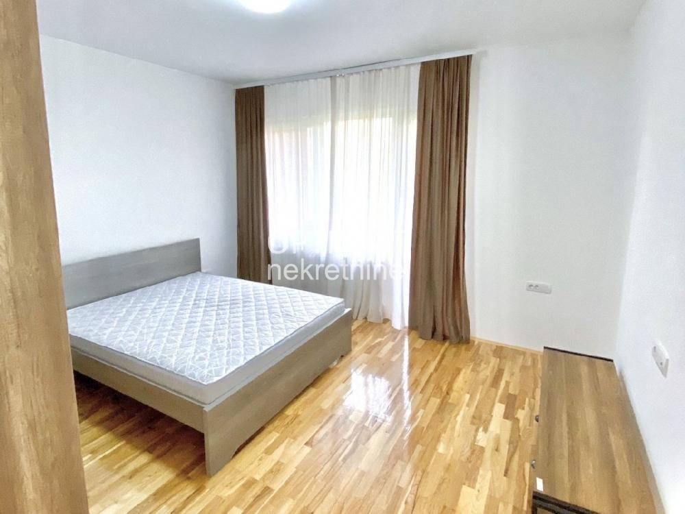 Stan – Beograd, MZ Četvrti Juli, Savski venac - Više