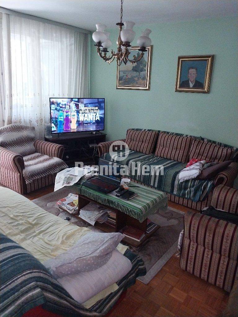 Stan – Gradska opština Zemun, Sava Kovačević, Zemun - Više