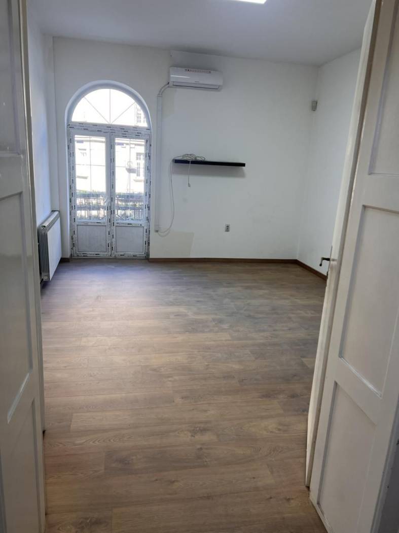 Stan – Beograd, Skadarlija, Stari grad - Više