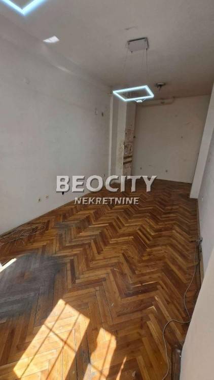 Stan – Novi Sad, MZ Žitni trg, Južnobački upravni okrug - Više