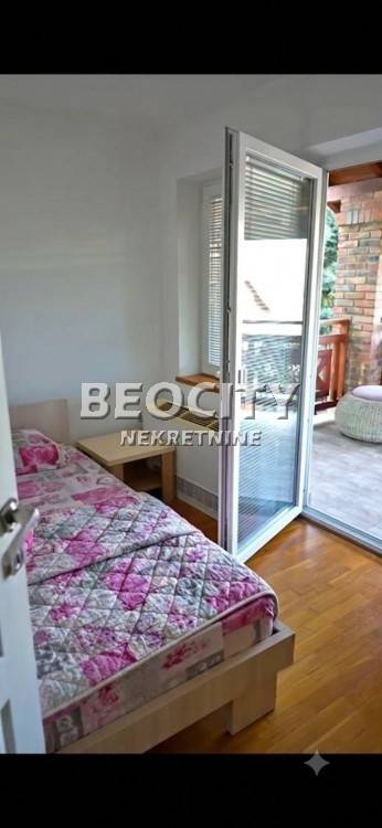 Beočin, Centar, Naselje Dunav, 4.5, 500 m², 2000000EUR - Prikaz 3
